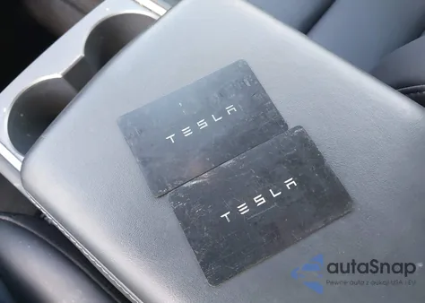 2023 Tesla Model Y Awd/Long Range Dual Motor All-Wheel Drive из США, поврежденный, VIN 7SAYGAEE4PF634094